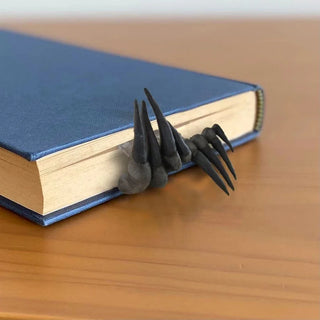 Hand of The Devil Halloween Decor Horror Movie Bookmark Resin Crafts Desktop Decoration Bookmark