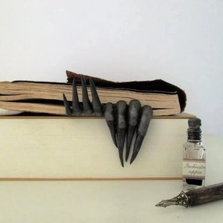 Hand of The Devil Halloween Decor Horror Movie Bookmark Resin Crafts Desktop Decoration Bookmark