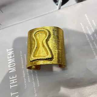 Keyhole Metal Plated Cuff Bracelet Fashion Jewelry Gorgeous Open Bracelet Accessory