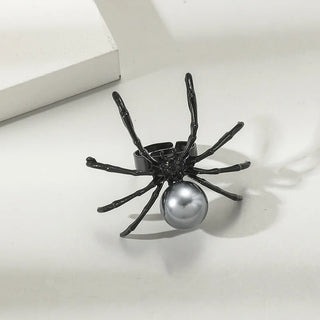 Halloween Exaggerated Spider Rings for Gothic Aesthetic Dark Animal Imitation Pearl Finger Ring Men Party Punk Jewelry