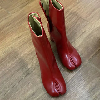 2026 Autumn Winter Soft Leather Split toe Tabi Women Ankle Boots Fashion Zip Thick High heels Chelsea Chunky Shoes Short Booties