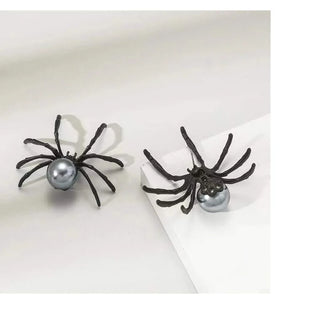New Fashion Black Spider Pearl Earring Trendy Personality Dark Style Halloween Accessories Alloy Geometric Ear Accessory