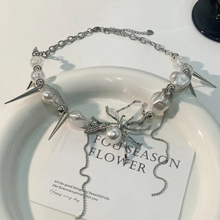 New Pearl Spider Pendant Necklace Spider Beaded silver Trendy Neck Accessories Choker Jewelry