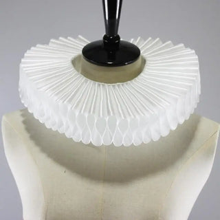 White Ruffle Vintage Clown Neck Ruff Silky Fake Collars Detachable Collars Victorian Rennaisance Costume Novelty Necklace Shawl